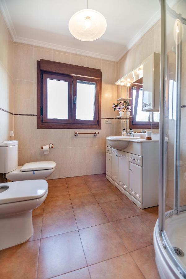 Apartamentos Privados Con Jardin Y Barbacoa Compartida En Laredo Buitenkant foto
