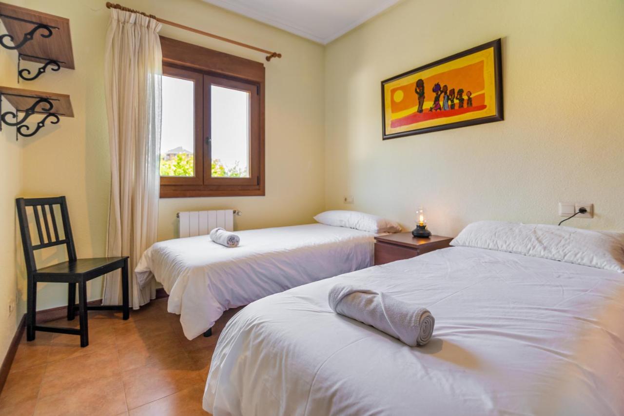 Apartamentos Privados Con Jardin Y Barbacoa Compartida En Laredo Buitenkant foto